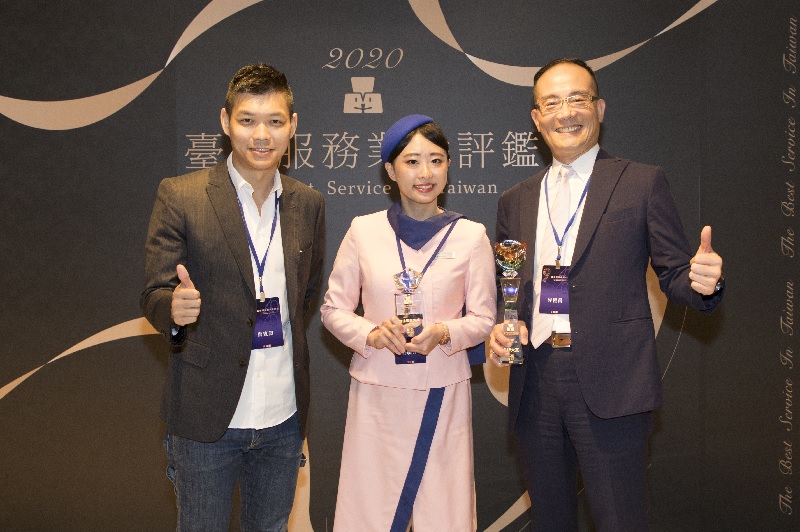 國門服務第一線！昇恆昌再度蟬聯「台灣服務業大評鑑」金牌獎