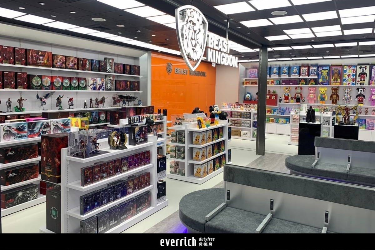 桃園機場第二航廈野獸國門市全新開幕