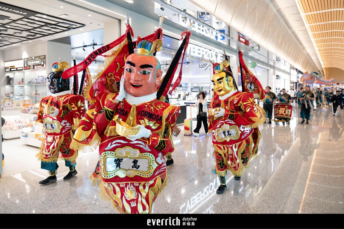 More Than a Transit Hub - International Airports Become a New Stage for Traditional Taiwanese Art Exhibitions and Performances
