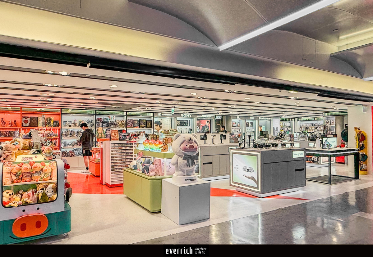 桃園機場第一航廈3C玩具店全新開幕