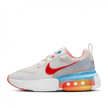 NIKE耐吉 NIKE SPORTSWEAR女運動鞋