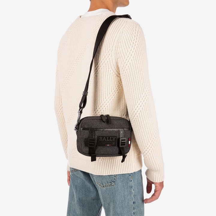 Nylon Mix Cross-Body Bag In GreyRAISE男性斜背包