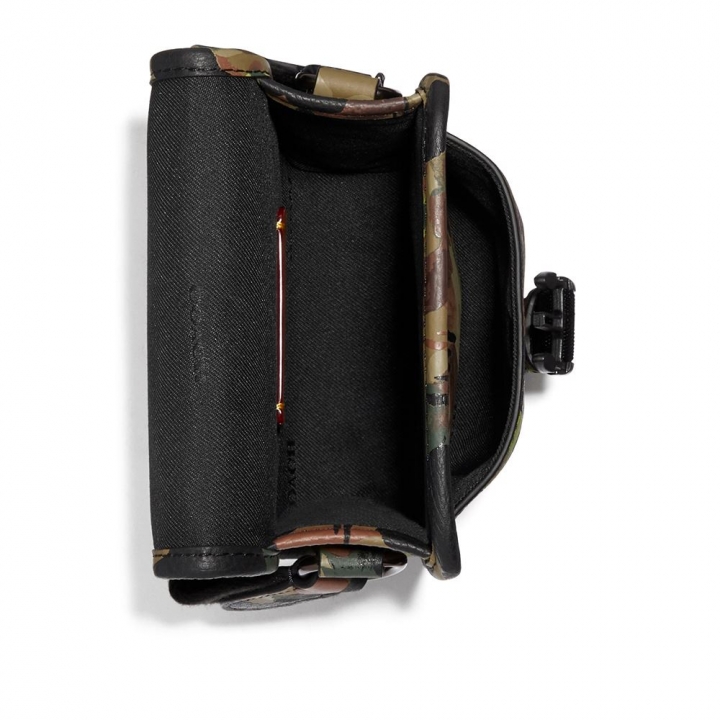 COH CHRTR NS HYBD WLDBSTCHARTER CROSSBODY斜背包