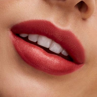 M.A.C LUSTREGLASS LIPSTICKM.A.C 超水感持色水唇膏