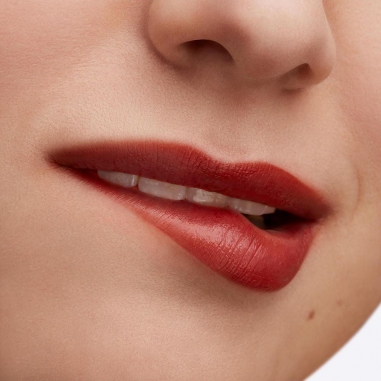 M.A.C LUSTREGLASS LIPSTICKM.A.C 超水感持色水唇膏