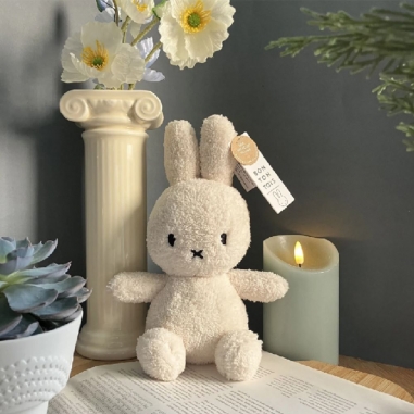 Miffy Sitting Terry Cream-23cm-9BON TON TOYS|Miffy米菲兔填充玩偶-奶油 23cm
