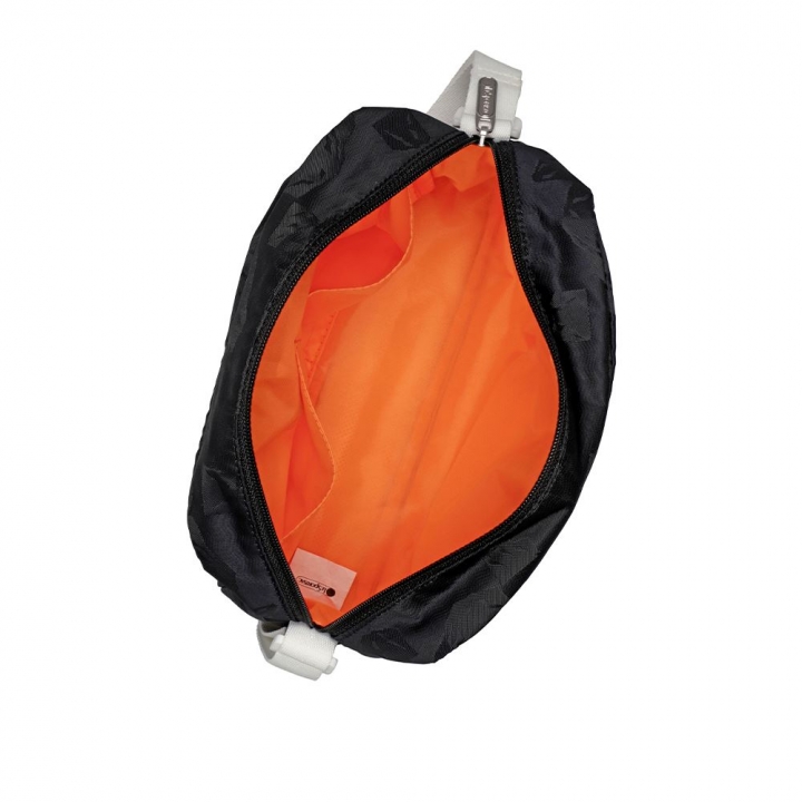 DANIELLA CROSSBODY拉鍊斜背包