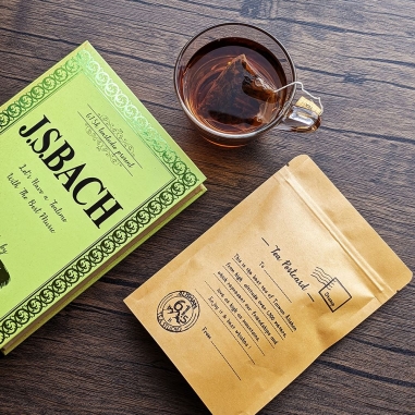 茶屋書店｜巴哈古典樂譜風高山茶包禮盒 (阿里山青心綠茶原片)茶屋書店｜巴哈古典樂譜風高山茶包禮盒 (阿里山青心綠茶原片)