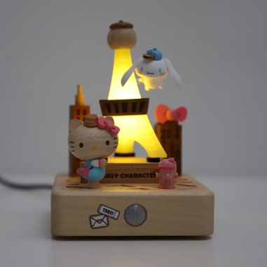 Sanrio三麗鷗 HELLO KITTY與大耳狗喜拿獨家限定木質感應燈Sanrio三麗鷗|HELLO KITTY 與大耳狗喜拿 獨家限定木質感應燈