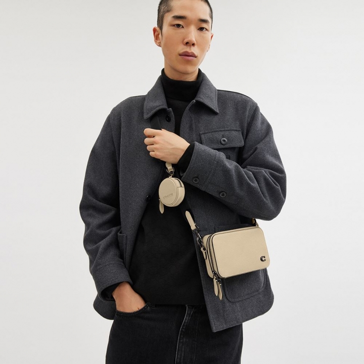 CHRTR SLM C HW IVORY ONECHARTER SLIM CROSSBODY 斜背包