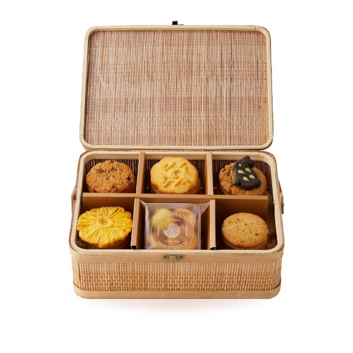 Aunt Stella 詩特莉｜星夜之盛竹籃禮盒（預購商品）