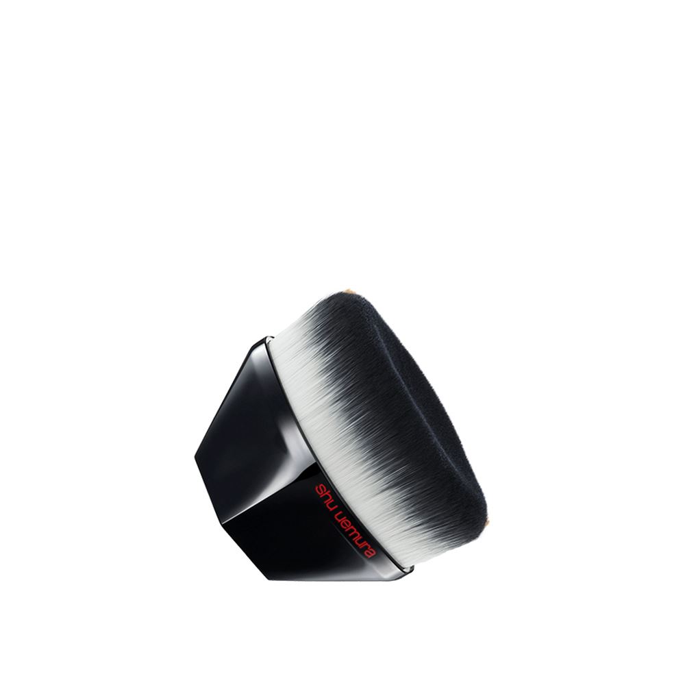 Shu Uemura  55弧形粉底刷