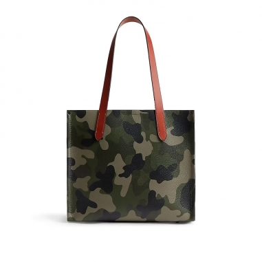 RELAY TOTE 34 WITH COACH GRAPHIC IN CAMORELAY TOTE 34托特包