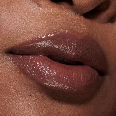 M.A.C LUSTREGLASS LIPSTICKM.A.C 超水感持色水唇膏