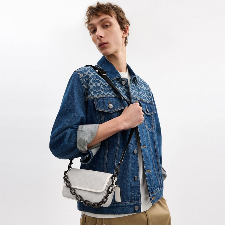 Coach - CHARTER CROSSBODY 18斜背包_81081-250765_大圖