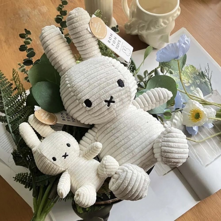Miffy ECO Corduroy Offwhite - 70 cm荷蘭 BON TON TOYS|Miffy米菲兔ECO燈芯絨填充玩偶-白 70cm