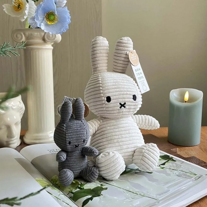 Miffy ECO Corduroy Offwhite - 70 cm荷蘭 BON TON TOYS|Miffy米菲兔ECO燈芯絨填充玩偶-白 70cm