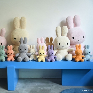Miffy Terry Peach - 23 cmBON TON TOYS|Miffy米菲兔填充玩偶-桃 23cm