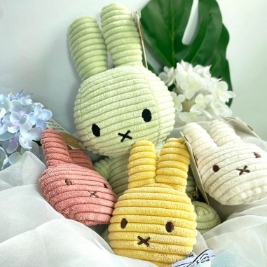 BON TON TOYS|Miffy米菲兔ECO燈芯絨填充玩偶-薄荷綠 23cmBON TON TOYS|Miffy米菲兔ECO燈芯絨填充玩偶-薄荷綠 23cm