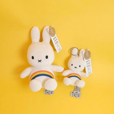 Miffy Rainbow Keychain Offwhite - 10 cmBON TON TOYS|Miffy米菲兔彩虹鑰匙圈-象牙白 10cm