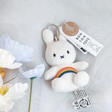 Miffy Rainbow Keychain Offwhite - 10 cmBON TON TOYS|Miffy米菲兔彩虹鑰匙圈-象牙白 10cm