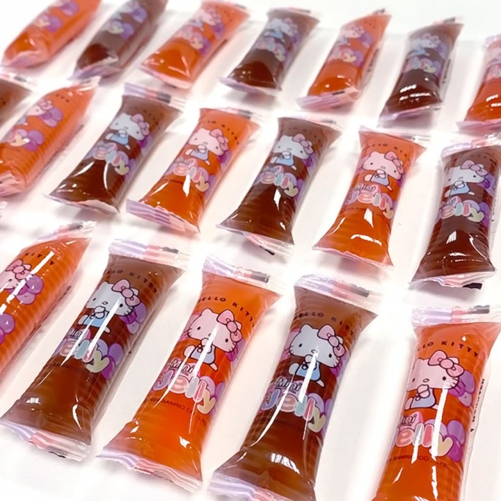 Sanrio三麗鷗｜機場免稅限定 Hello Kitty 寒天果凍禮盒 (草莓口味)