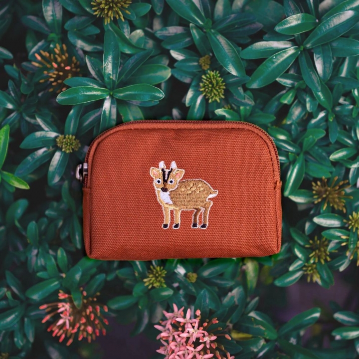 一帆布包｜臺灣動物系列 帆布刺繡零錢包 山羌