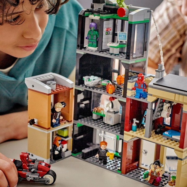 LEGO 樂高 Super Heroes系列 76324 蜘蛛人大戰奧斯朋企業
