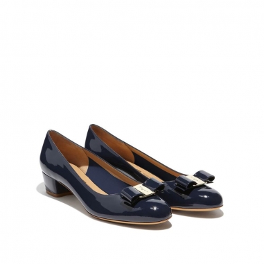 Salvatore Ferragamo費拉格慕 VARA 1低跟鞋