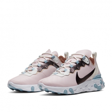 NIKE耐吉 REACT ELEMENT休閒鞋