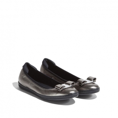 Salvatore Ferragamo費拉格慕 SAVINA休閒鞋